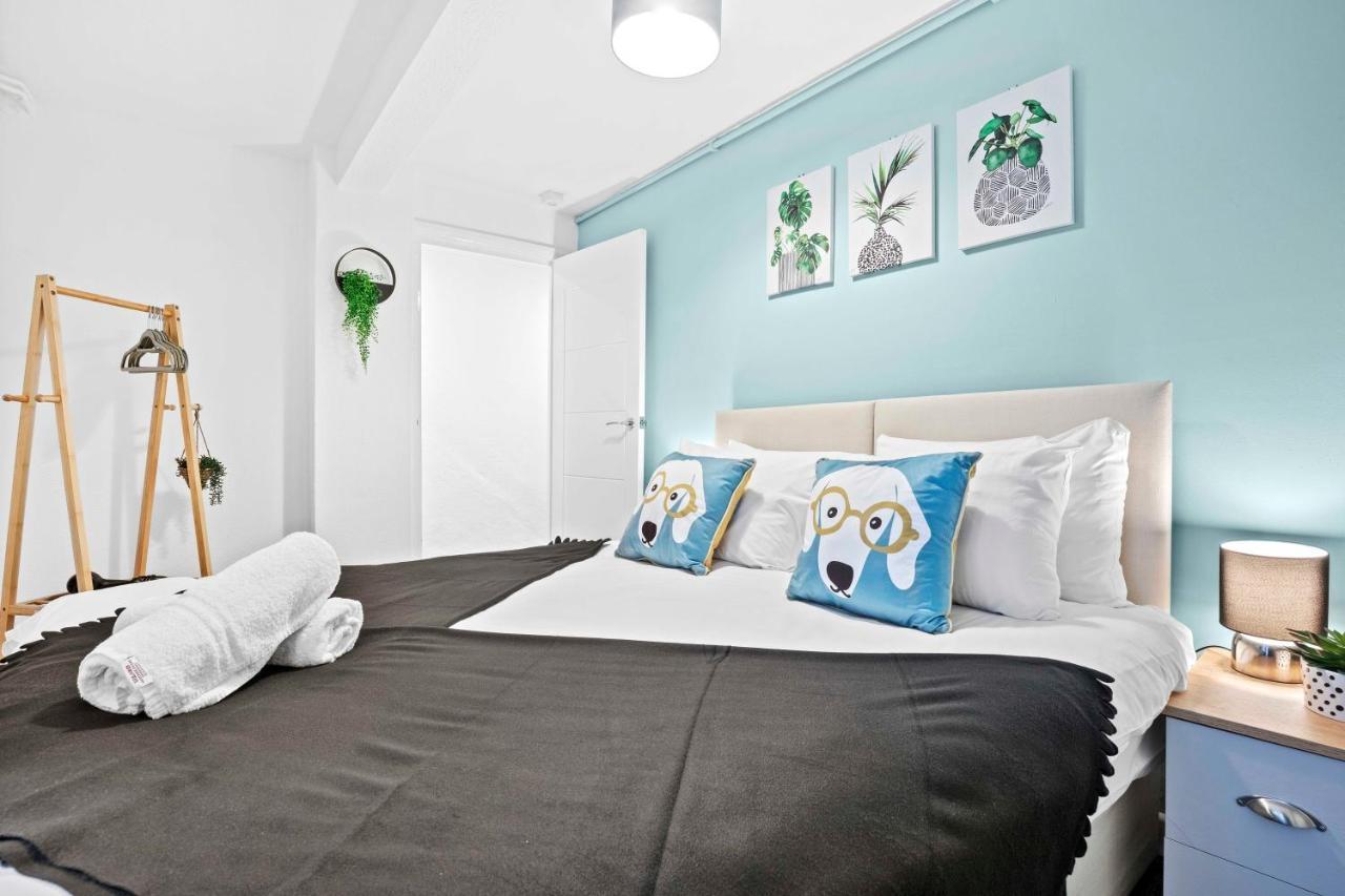 Queens Apartment - By My Getaways - Free Parking For One Car Hove Exterior foto